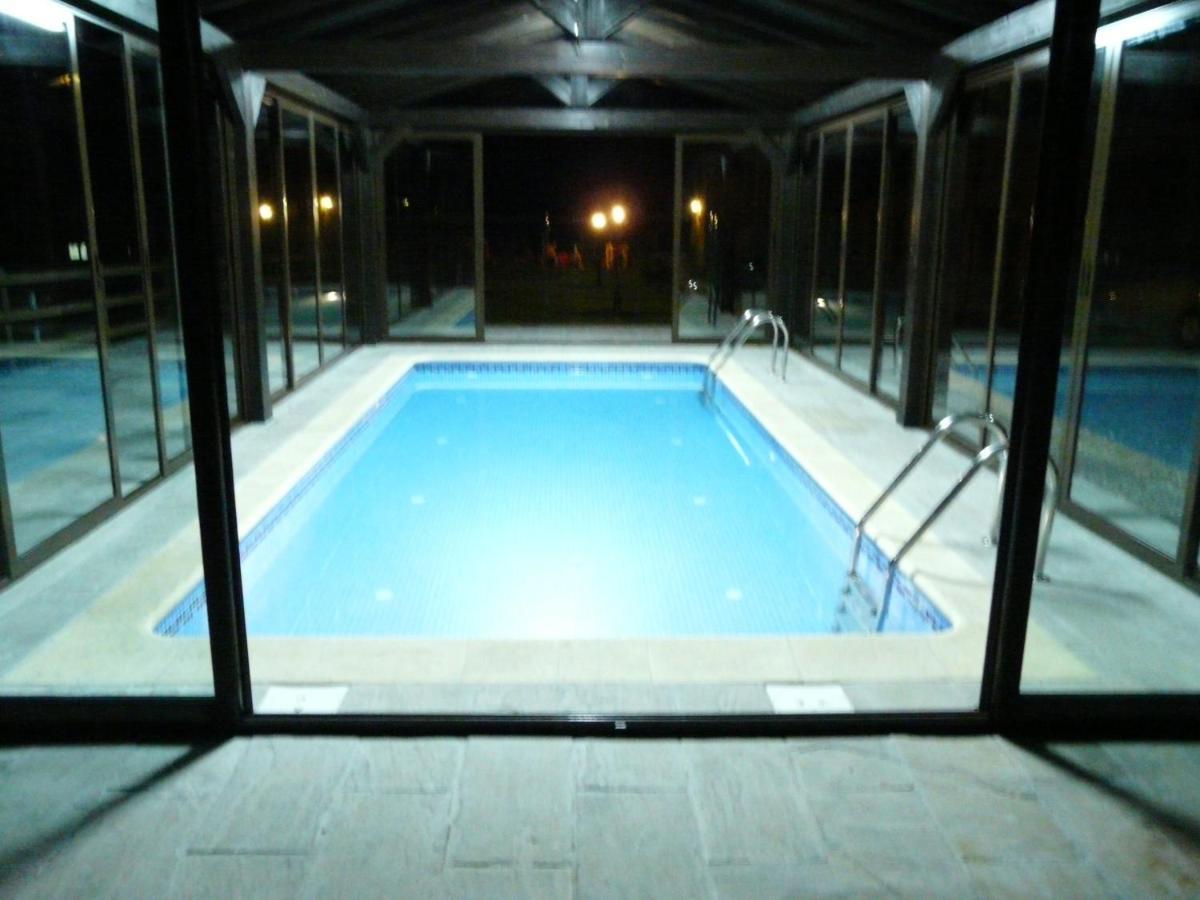Apartamentos El Castaneu Corao Esterno foto