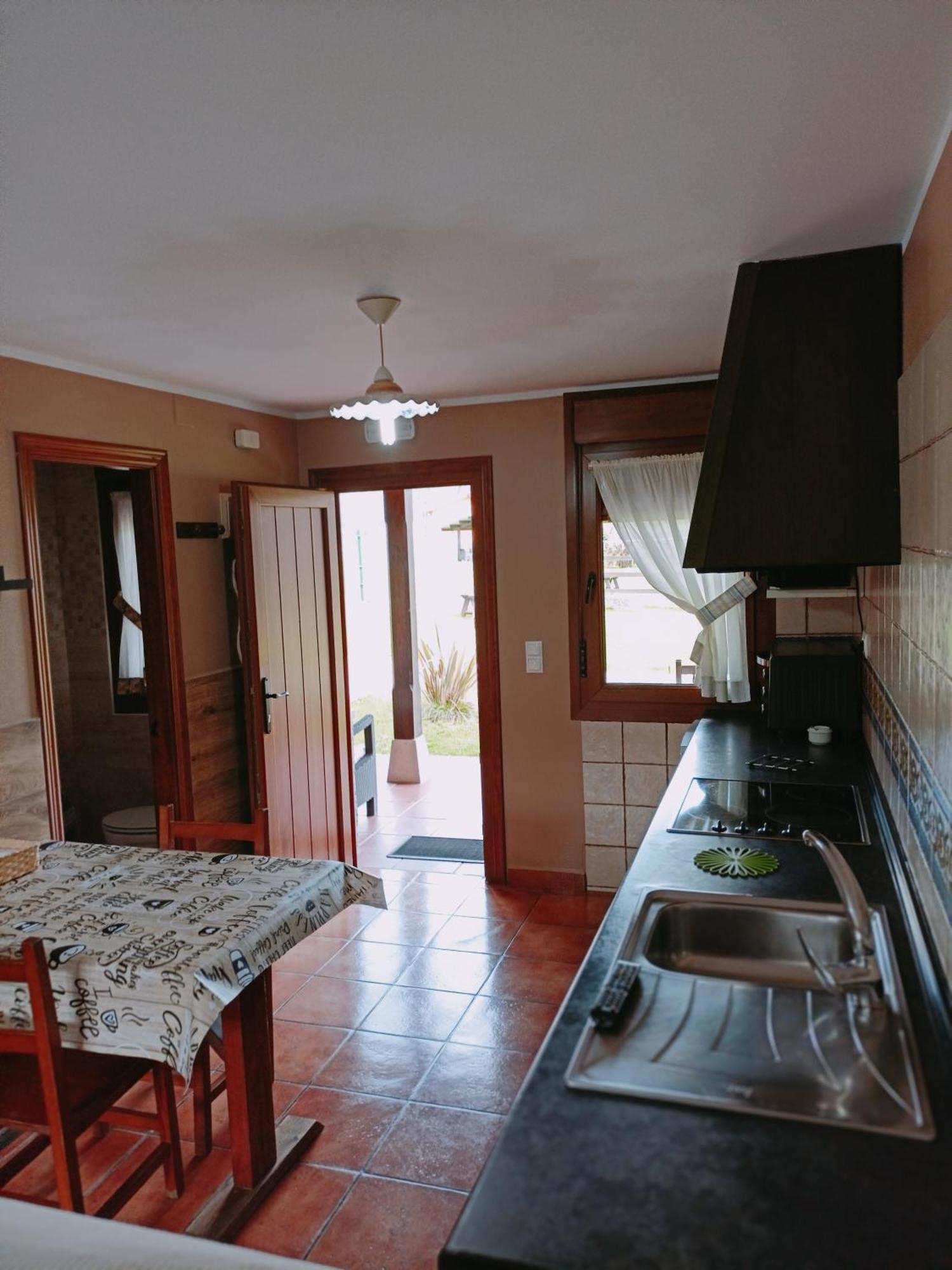 Apartamentos El Castaneu Corao Esterno foto